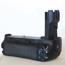 Canon 7D Camera Power Grip (New)