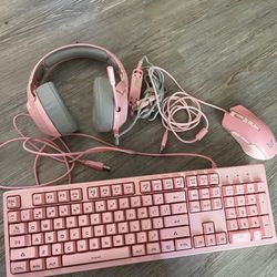 Like New Keyboard & Mouse & Headset 
