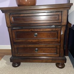 Dresser (Next To Bed)