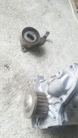 CAMRY WATER PUMP-90-95-$20
