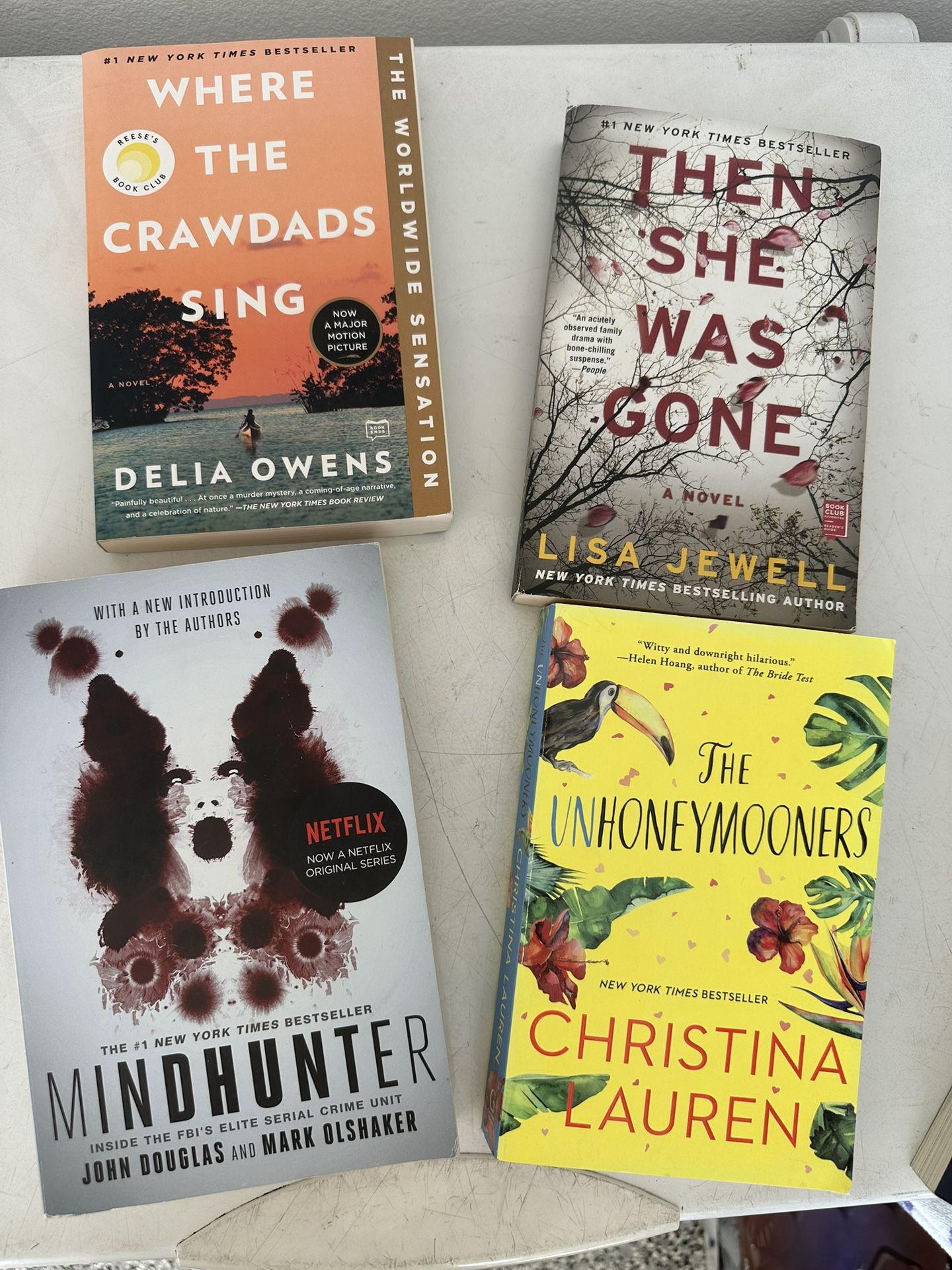 Books Novels Lot She Was Gone Mindhunter Crawdads
