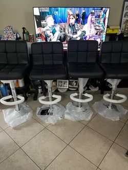 4 bar Stools