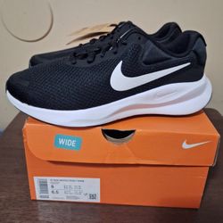 Nike Revolution Mens Wide Size 6.5, Womens 8