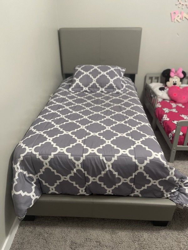 Two Twin Beds With Matress For Kids