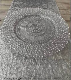 Gorgeous Glass Charger Plates (60) for any celebration