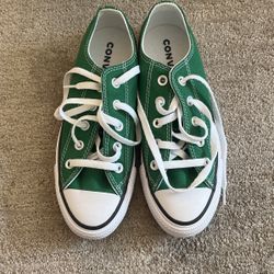 Unworn Women’s Converse Sneakers
