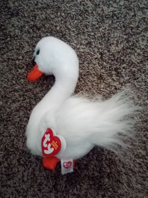 Ty GRACIE THE WHITE SWAN BEANIE BABY