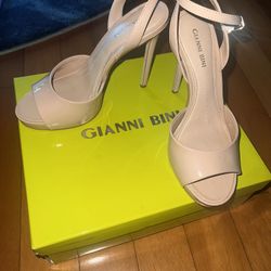 Used Gianni Bini Nude Open Toe Stiletto 