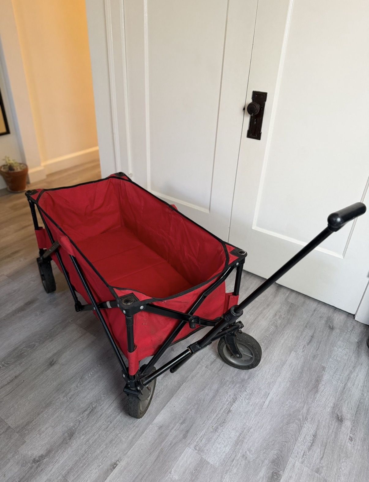 Red utility foldable wagon