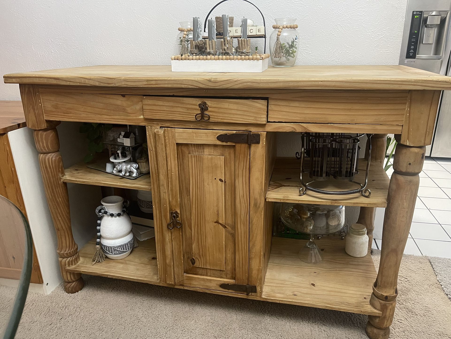 Buffet / Kitchen Island / Sideboard
