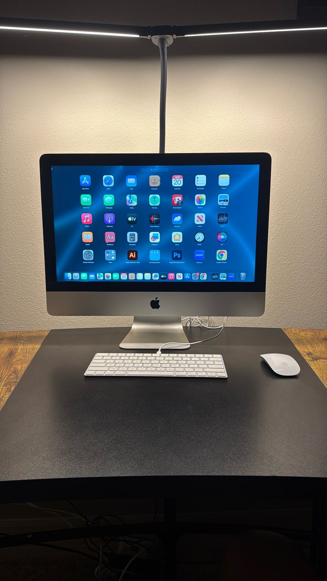 Apple Desktop 2017, 21.5 Inch Monitor 