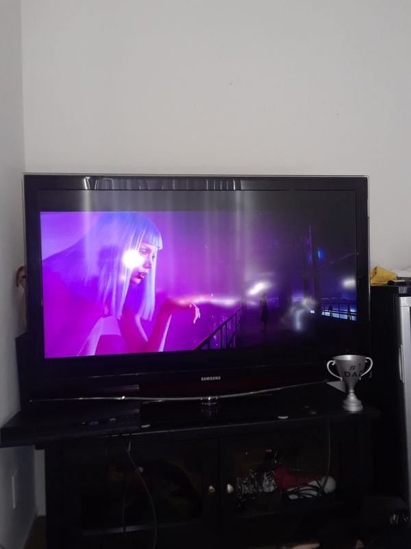 Samsung Tv 52 Inches And Stand All For 250 In Laa Hills Ca Offerup