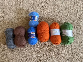 Lot of yarns