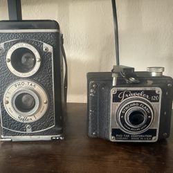 Vintage Cameras With Film 
