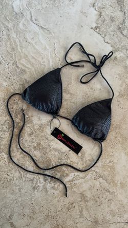 Berry Beachy Bikini Top 