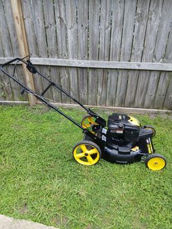 Self-Propelled Lawnmower Working Good You Can Try It Before