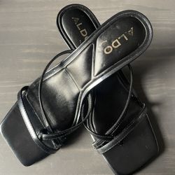 ALDO Black Strappy Block Heel Sandals – Size 9 (Worn Once)