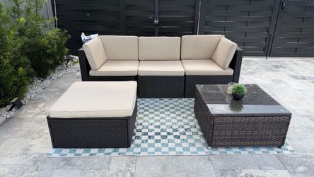 Outdoor Rattan Sectional Sofa Set with Ottoman