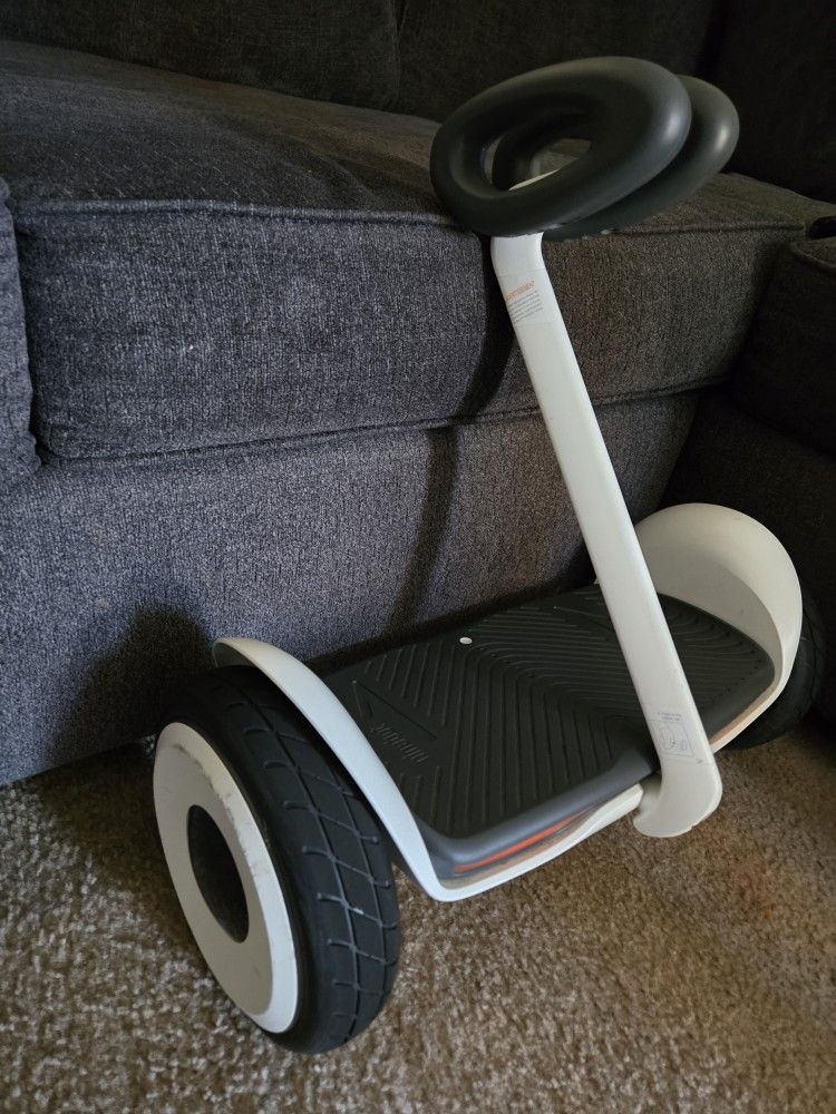 Segway 9-BOT S KIDS..BLUETOOTH
