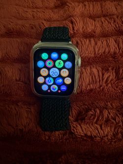 New Apple Watch SE 3rd generation starlight color with box