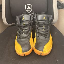Jordan 12 Retro Black University Gold 