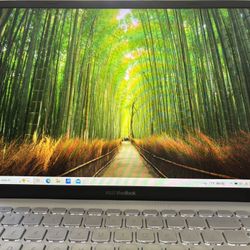 ASUS VIVOBOOK 15