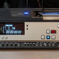 Panasonic AJ-SD930 DVCPRO50 / DVCPRO Digital Video Cassette Recorder (Broadcast VTR, SDI, AES/EBU)