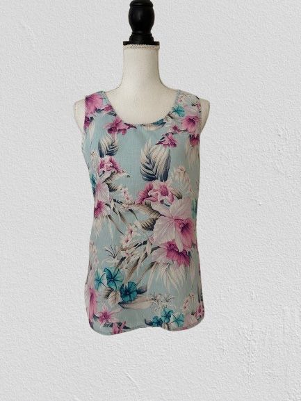 NWT Tommy Bahama Women’s Hawaiian 100% Linen Floral Blouse/Top, Sz S