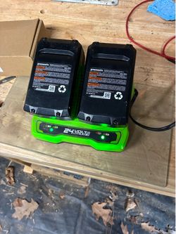 GREENWORKS ELECTRIC LAWN MOWER