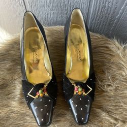 vintage 90s kitten heels
