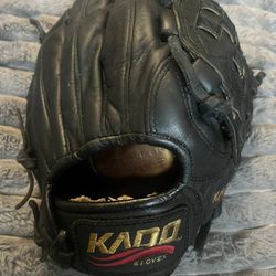 Kado Baseball Glove 