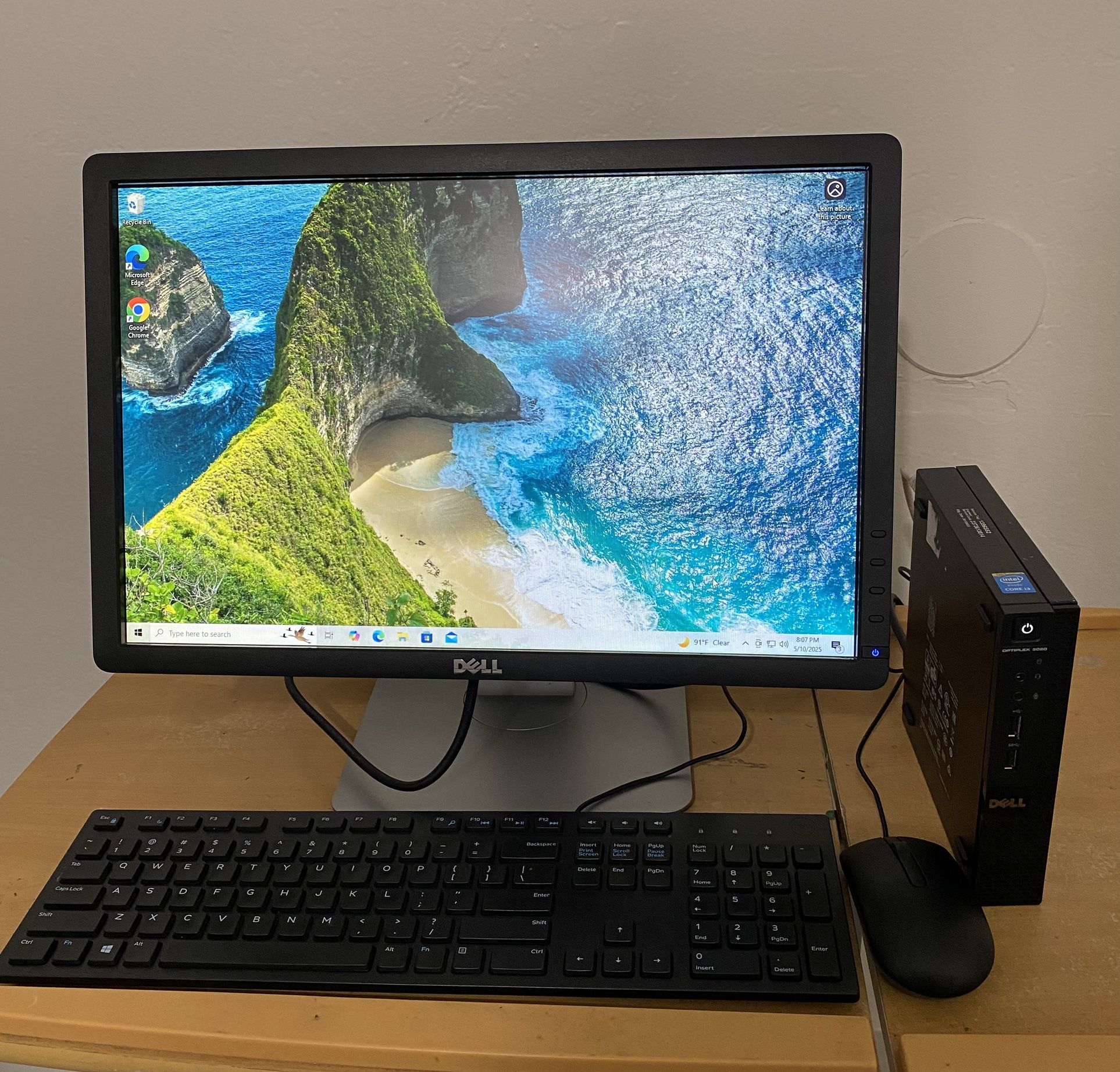 Dell Optiplex 3020M Micro Desktop Mini Tower PC Intel® Core™ i3-4160T CPU @ 3.10GHz 6GB DDR3 SDRAM. 120 GB SSD Windows 10 pro. Microsoft office inst