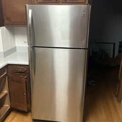 Kenmore Refrigerator 