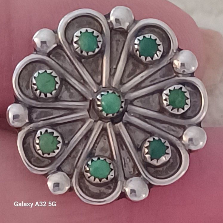 Vtg.ZUNI Native 1960's STERLING SILVER GREEN TURQUOISE FLOWER RING- SZ7