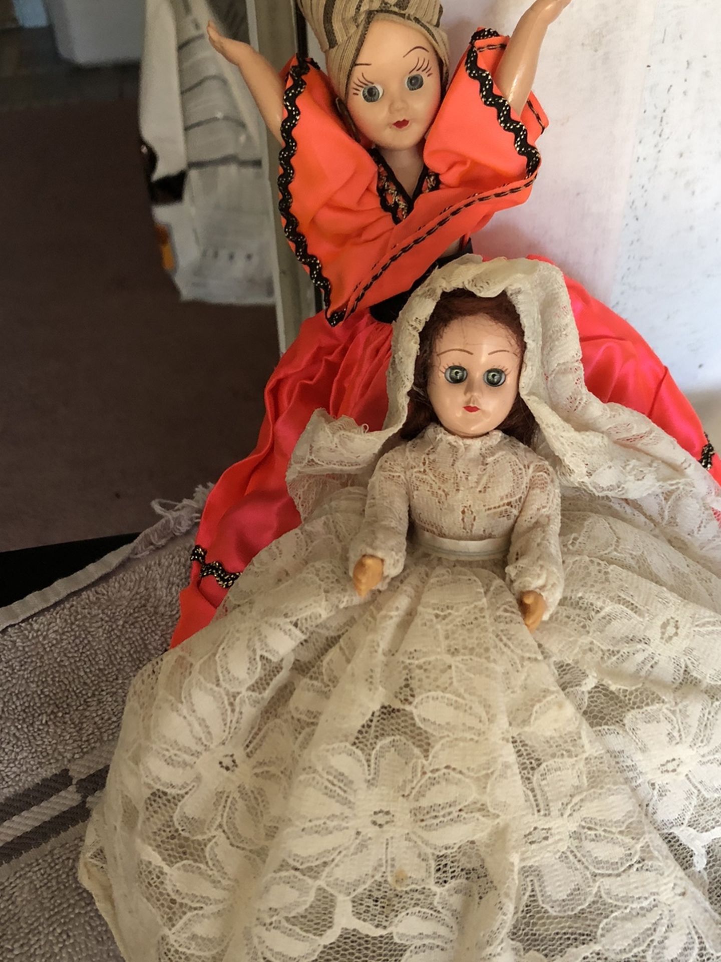 Small vintage dolls