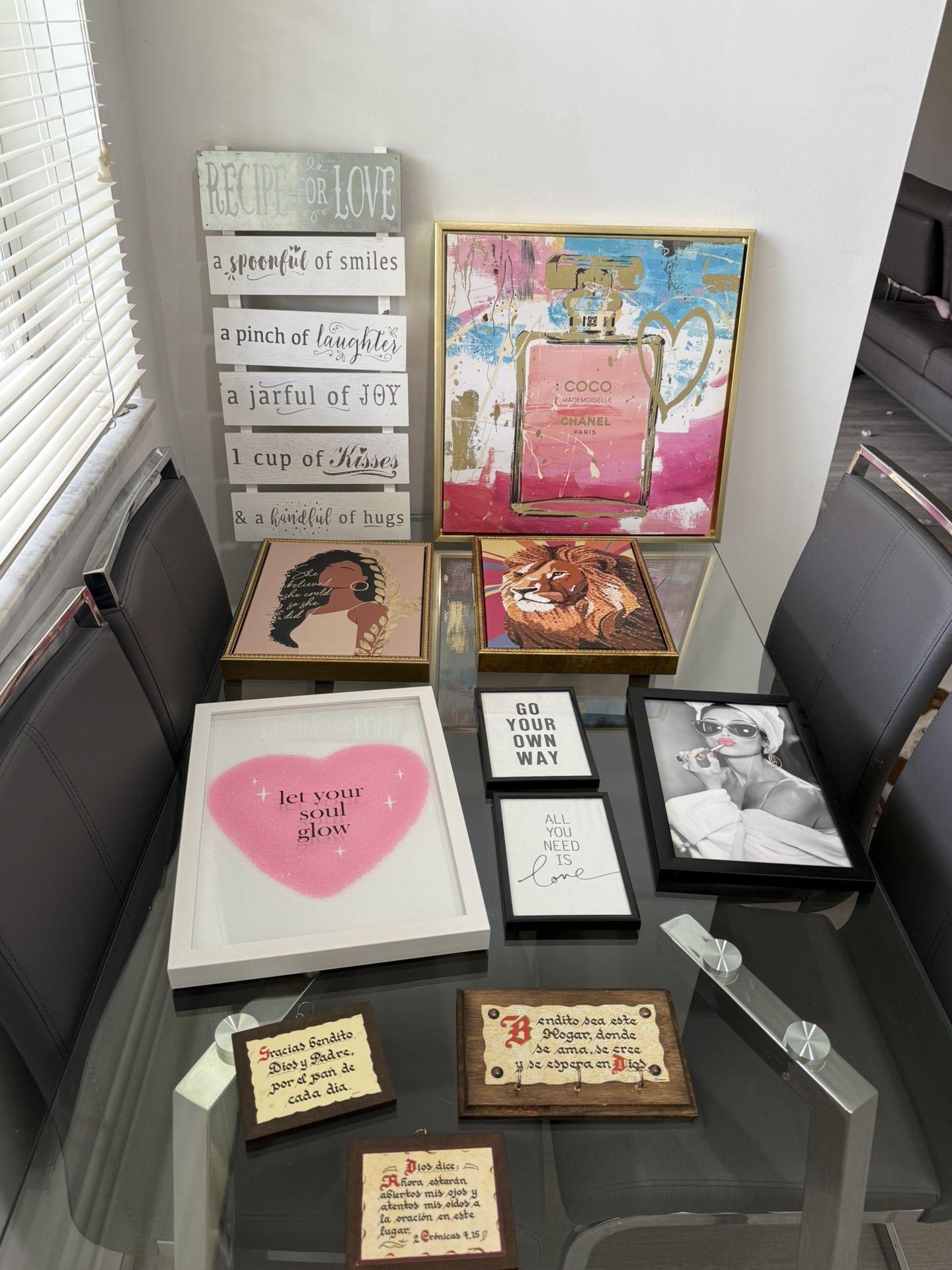 decorative paintings