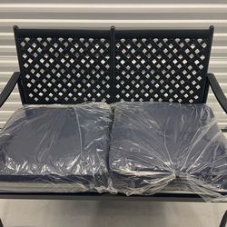 FREE DELIVERY-Heavy Metal BRAND NEW outdoor patio furnitures set with 4floral pillows