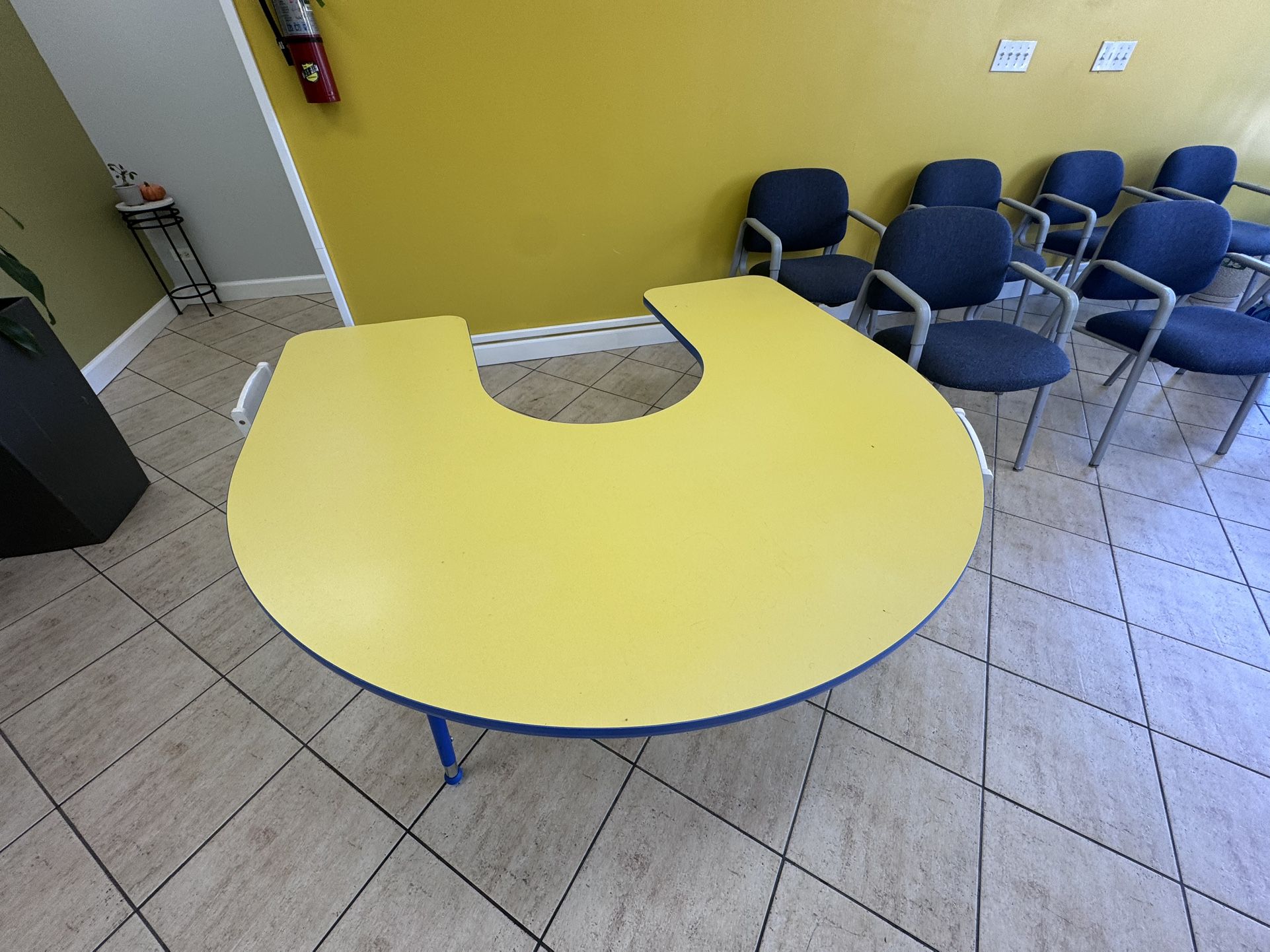 Kids Table