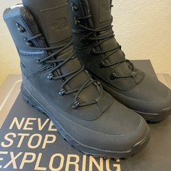 New The North Face Boots 