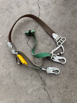 Climbing belt $800