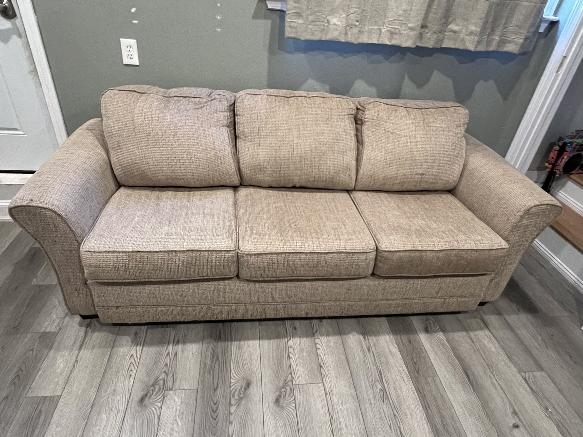 Couch Set With Chair