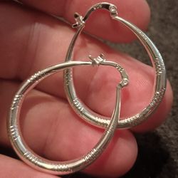 925 Sterling Silver Hoop Earring 