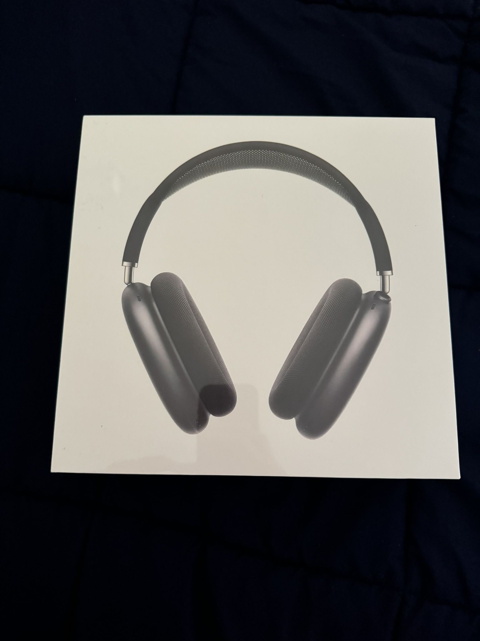 Airpod Max Space Gray (brand new never used)