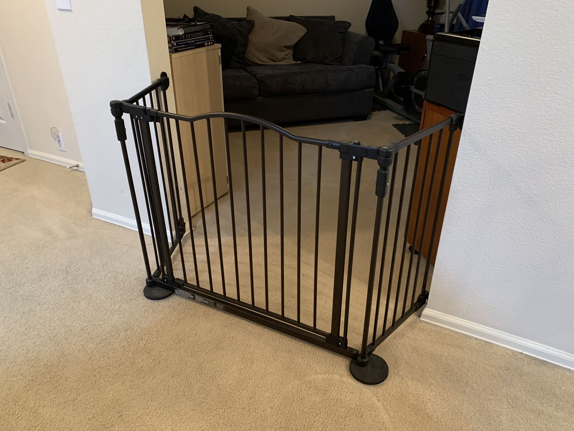 Dog Gate/ Baby Gate