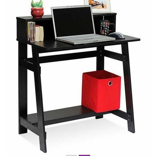 Desk New In Box Assembled Product Dimensions (L x W x H)

15.60 x 39.60 x 33.60 Inches
