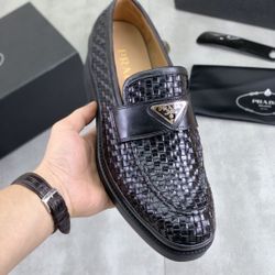 Prada Men’s Leather Shoes With Box 2025 New 