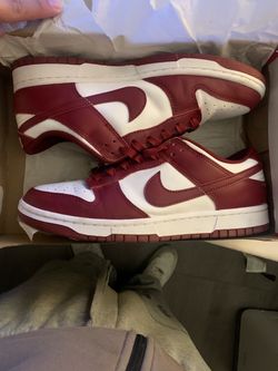Nike Dunks Burgundy
