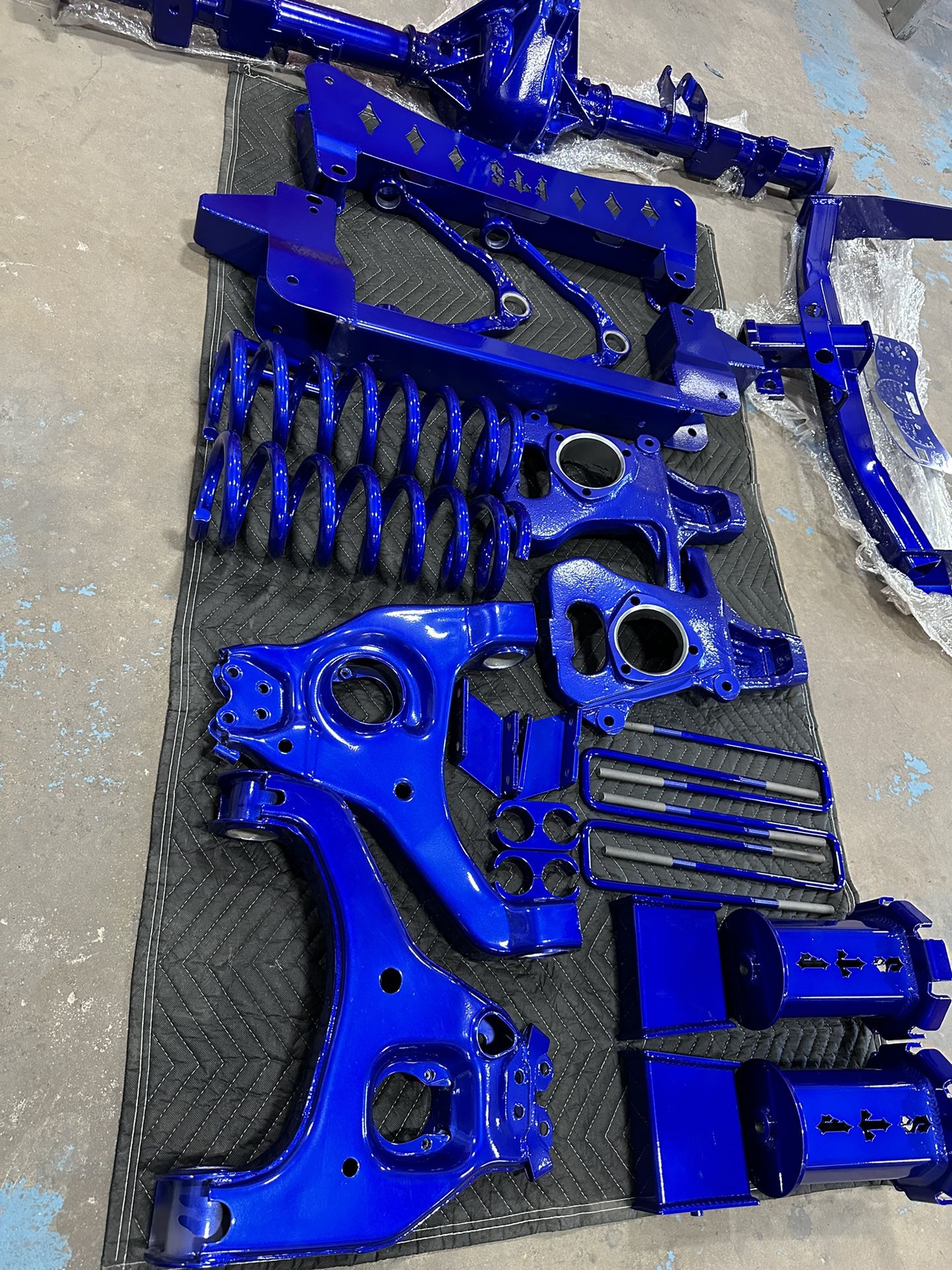 9906 gmc sierra/ chevy silverado 1500 2wd 7 inch fts lift kit for Sale