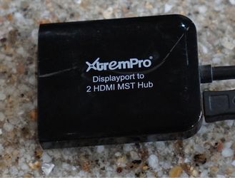 DisplayPort to HDMI Hub