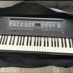 Yamaha Keyboard 